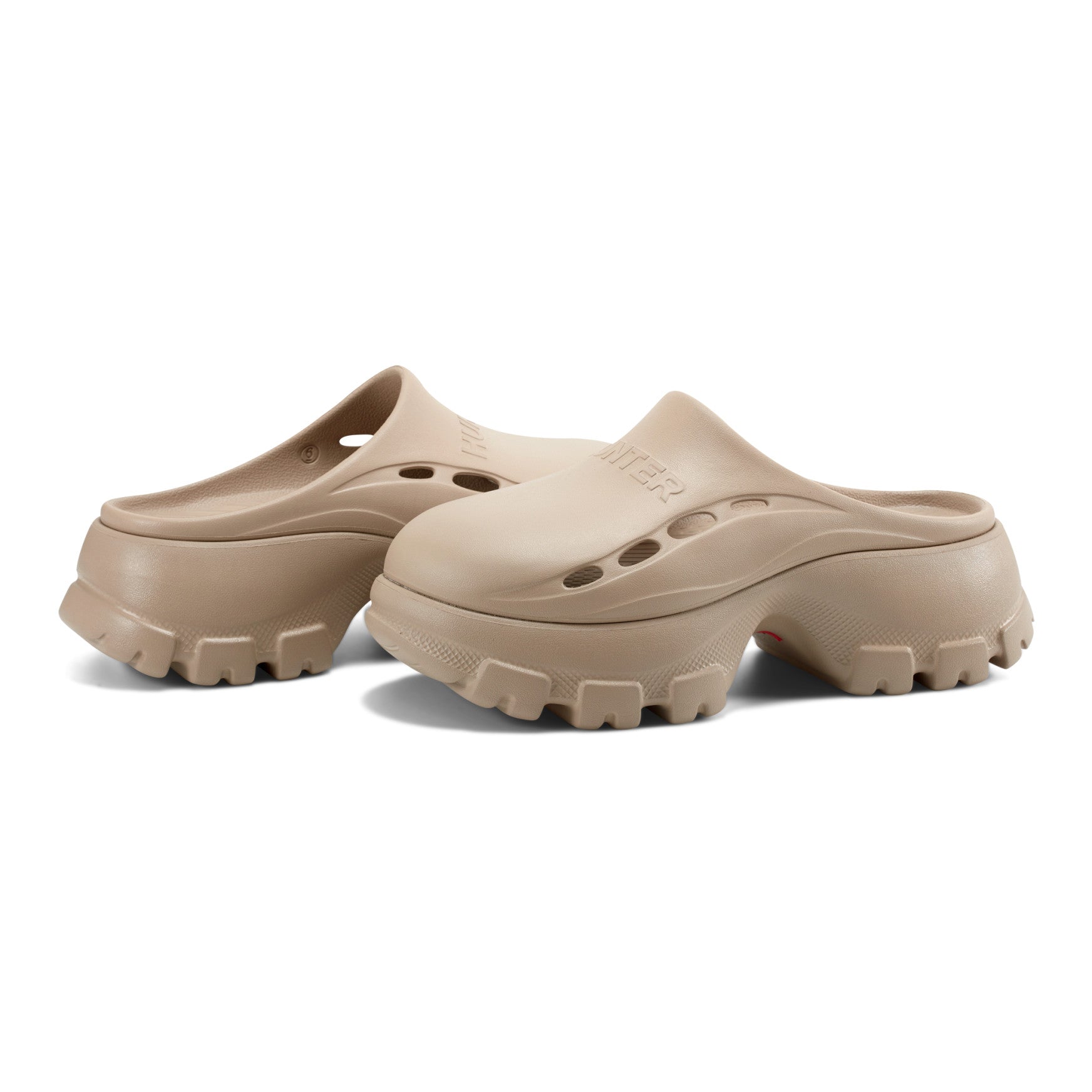 Women's Bryce Slip-on Closed Toe Casual Clogs
