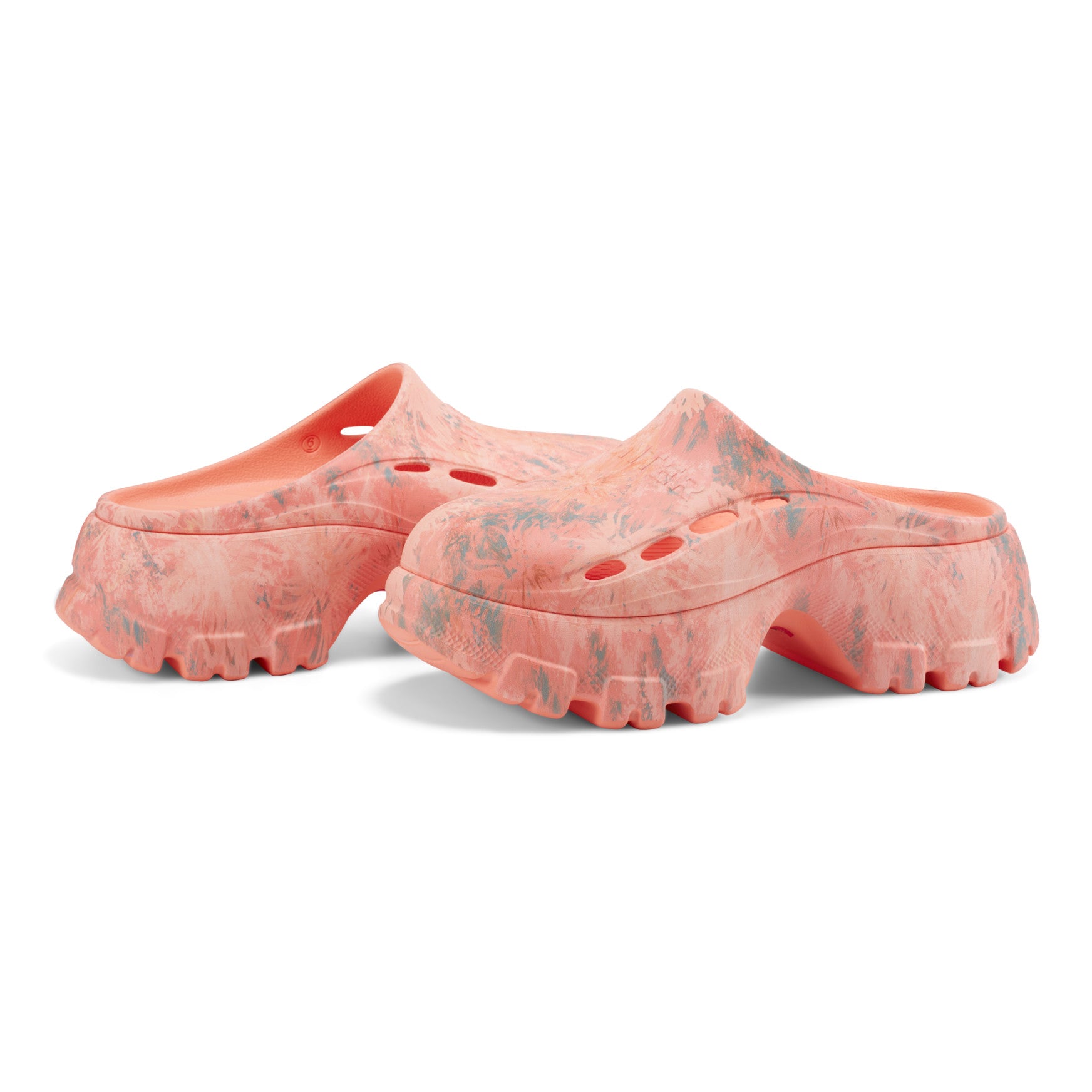 Women's Bryce Slip-on Closed Toe Casual Clogs