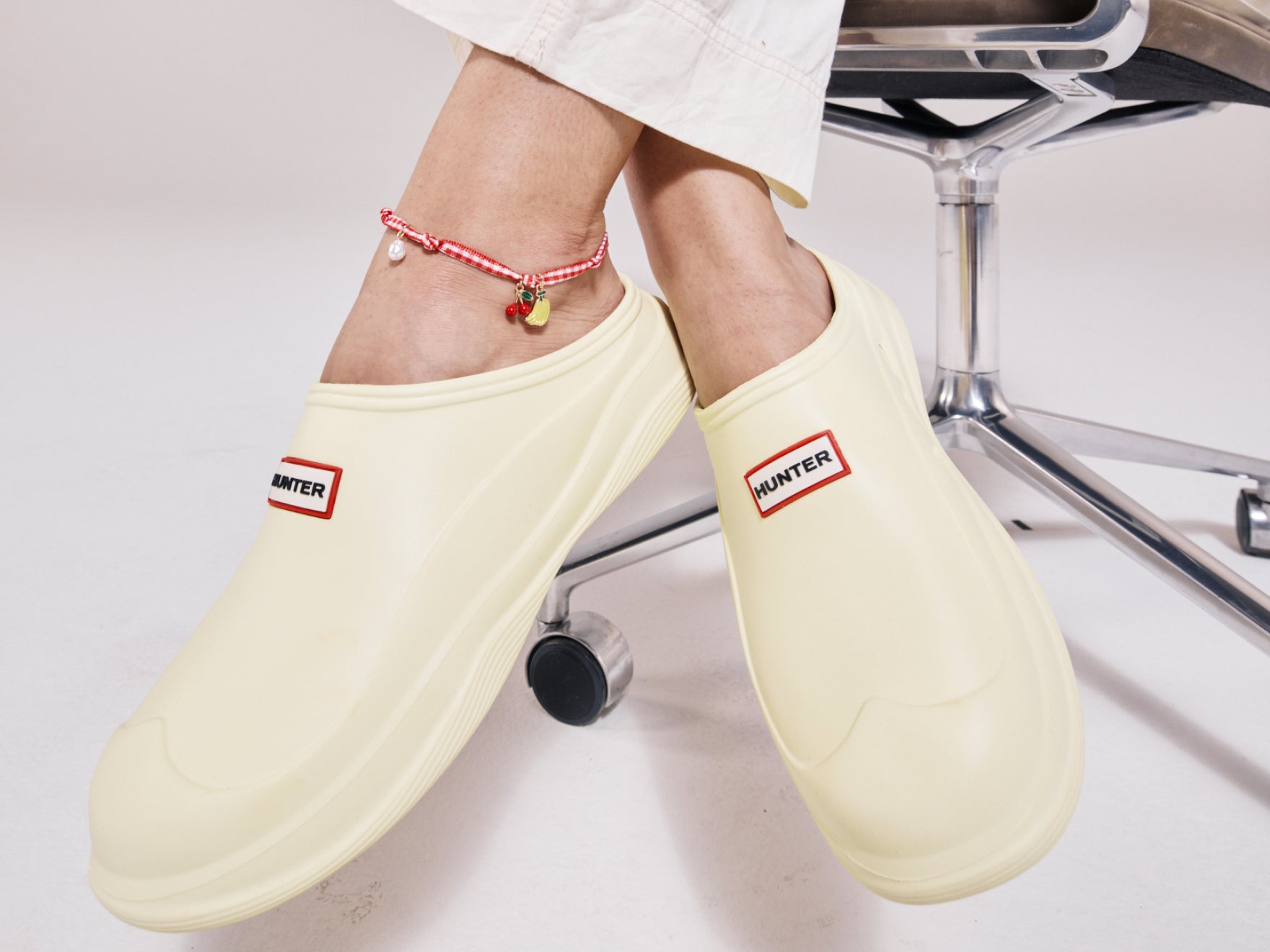 Woman's clogs collection