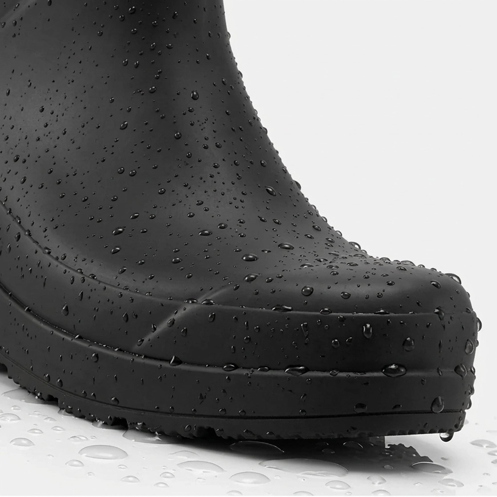 靴 HUNTER MENS PLAY SHORT STRIPED SOLE BOOT Men's PLAY™ Short Rain Boots - Black | Hunter Boots