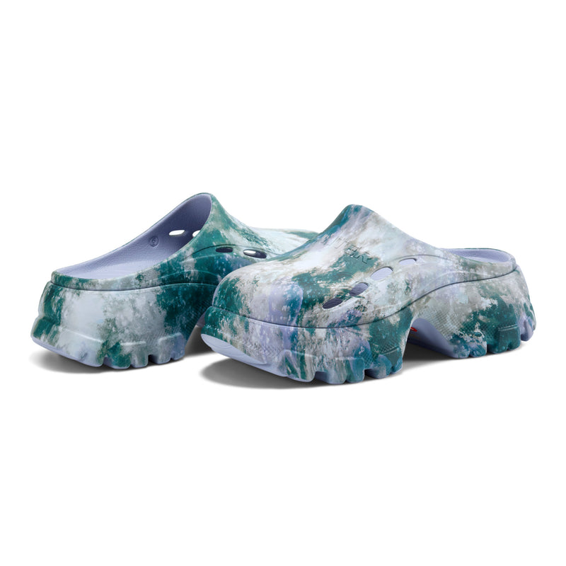 Women's Bryce Slip-on Closed Toe Casual Clogs