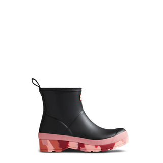 Women's PLAY™ Camo Short Slides - Hunter Boots Women's PLAY™ Camo Short Slides Black/Red Flurry/Purring Pink/ Hunter Boots Women's > Summer Footwear > Slides